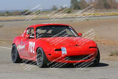 media/Oct-01-2022-24 Hours of Lemons (Sat) [[0fb1f7cfb1]]/10am (Front Straight)/